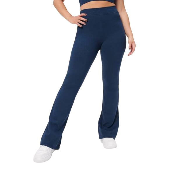 NWT Good American Seamless Rib High Waist Flare Pant - Twilight - 3/4 (L/XL) - Picture 1 of 14